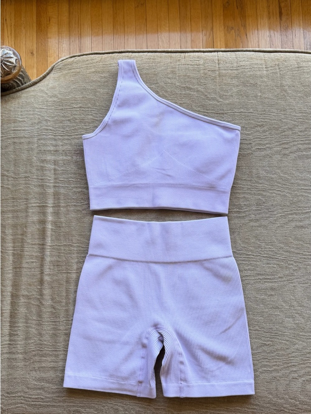 Light Lavender 2 Piece Workout Set (Crop Top & Biker Shorts) - Small